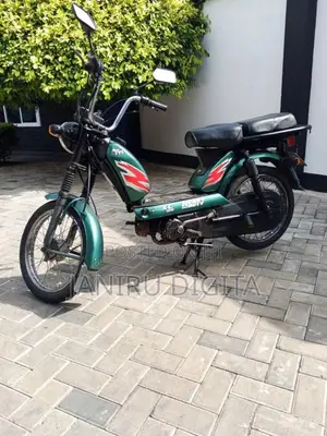 TVS Heavy Duty 2017 Motorbike (Used)