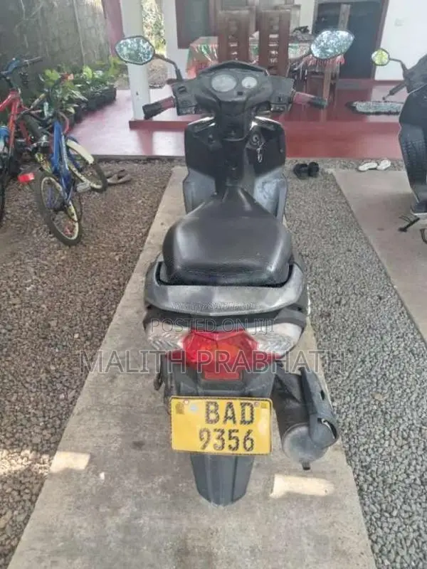Honda Dio 2012 Motorbike (Used)