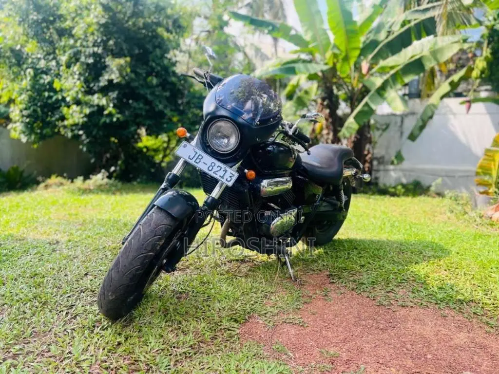 Honda Magna 1998 Motorbike (Used)