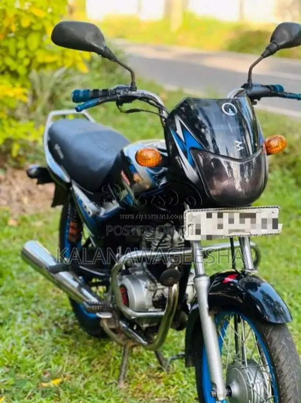 Bajaj CT-100 2013 Motorbike (Used)