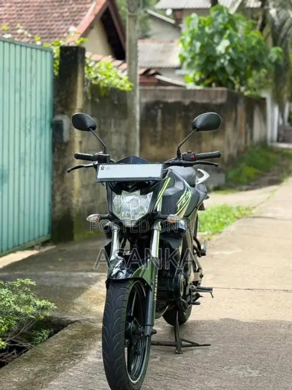 Honda Fz 2018 Motorbike (Used)