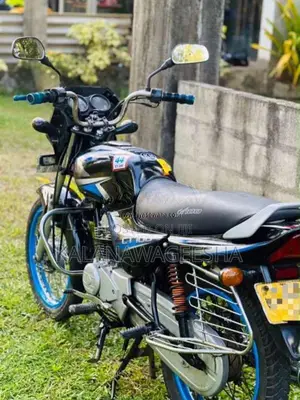 Bajaj CT-100 2013 Motorbike (Used)