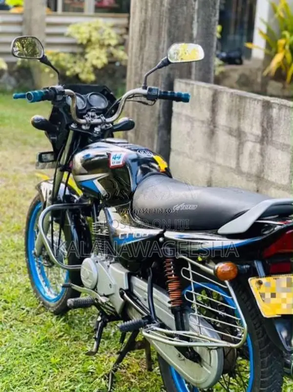 Bajaj CT-100 2013 Motorbike (Used)