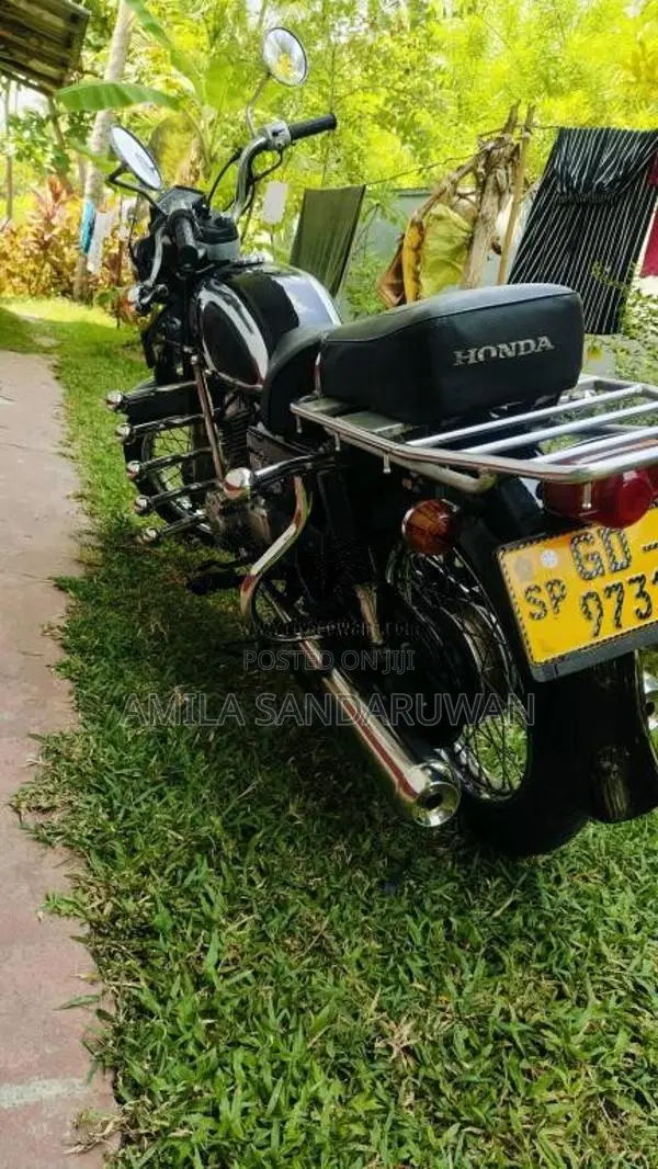 Honda Benly 1997 Motorbike (Used)