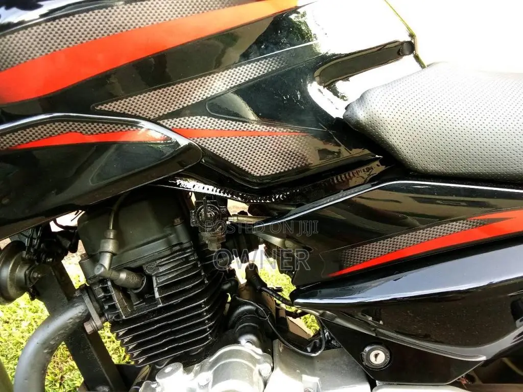 Bajaj Pulsar 135 2011 Motorbike (Used)