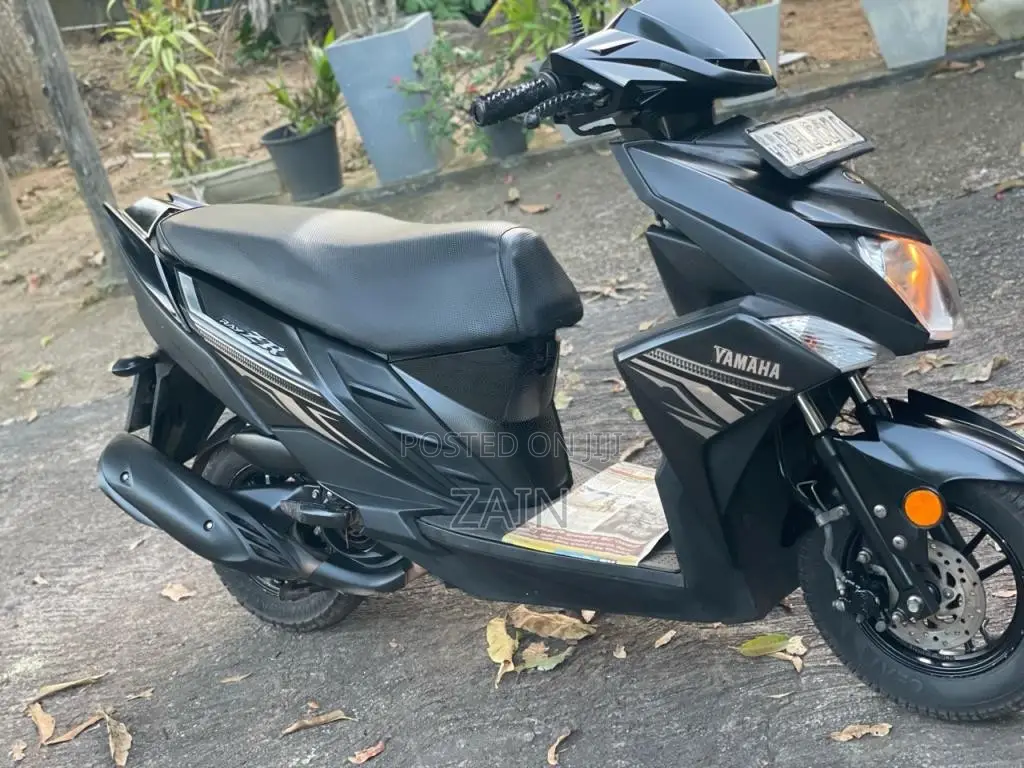 Yamaha ZR 2019 Motorbike (Used)