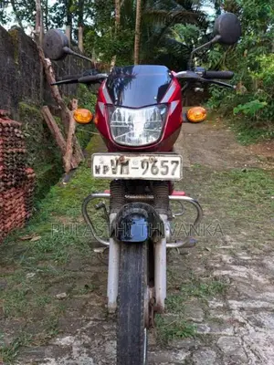 Bajaj CT-100 2010 Motorbike (Used)