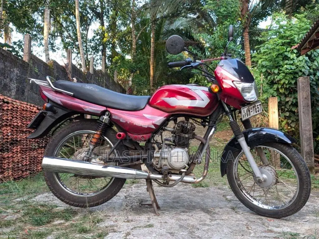 Bajaj CT-100 2010 Motorbike (Used)