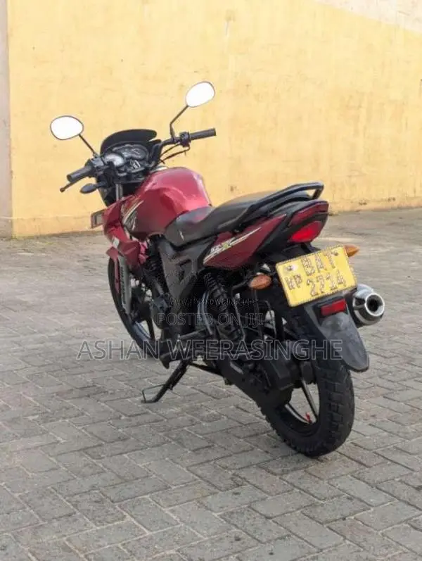 Yamaha SZ 2014 Motorbike (Used)