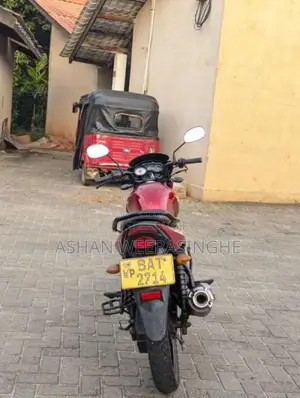 Yamaha SZ 2014 Motorbike (Used)
