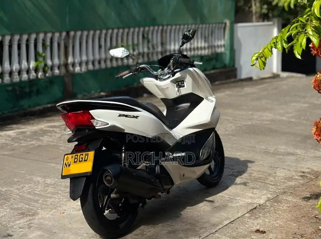 Honda PCX LED 2018 Motorbike (Used)