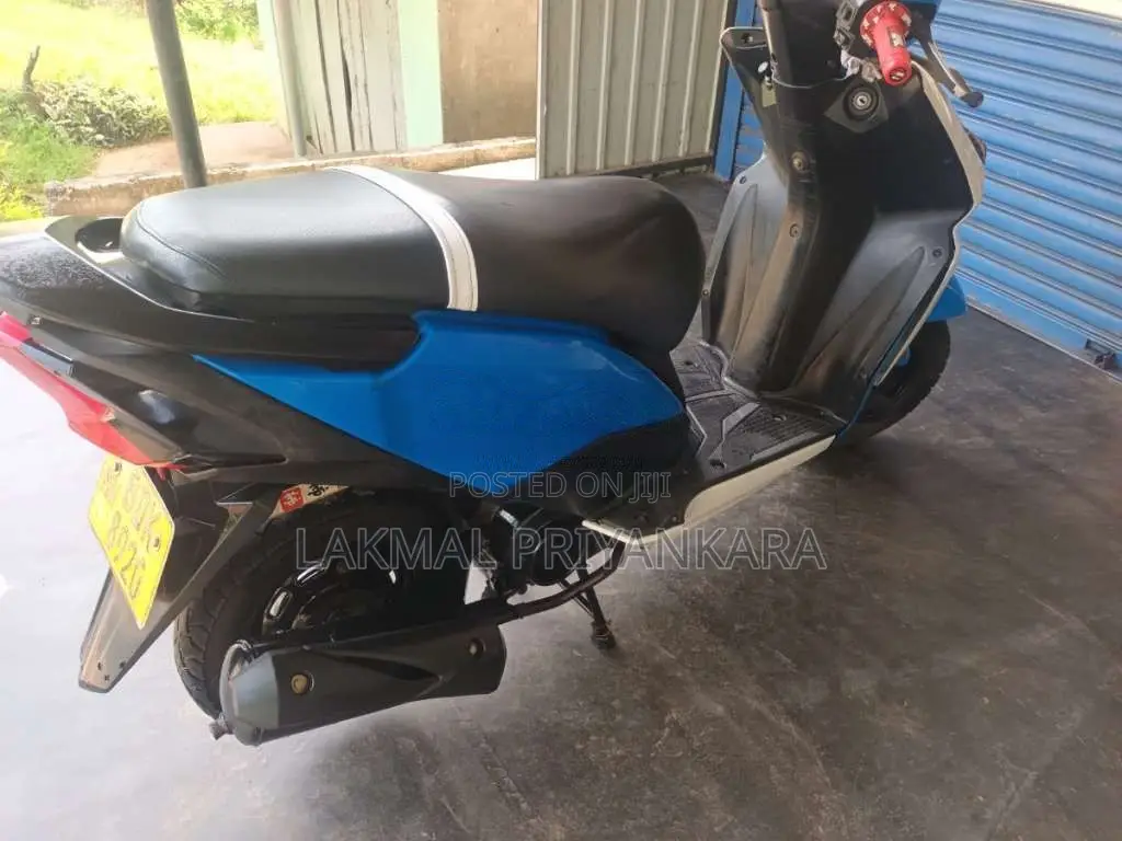 Honda Dio 2015 Motorbike (Used)