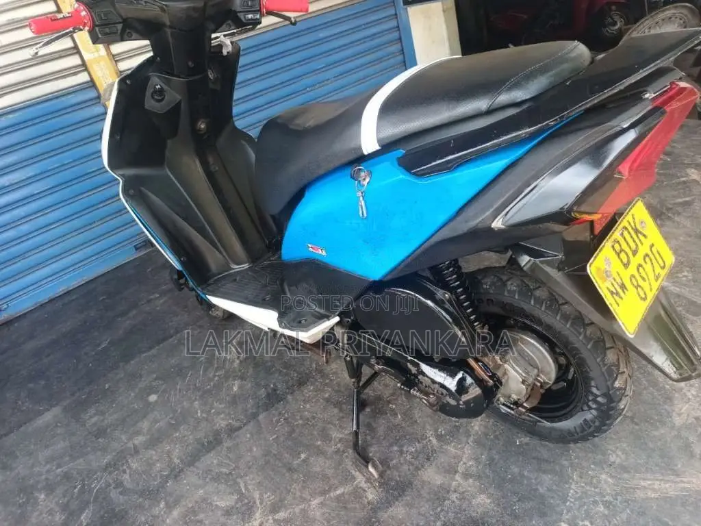 Honda Dio 2015 Motorbike (Used)