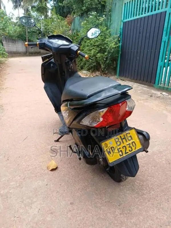 Honda Dio DX 2018 Motorbike (Used)