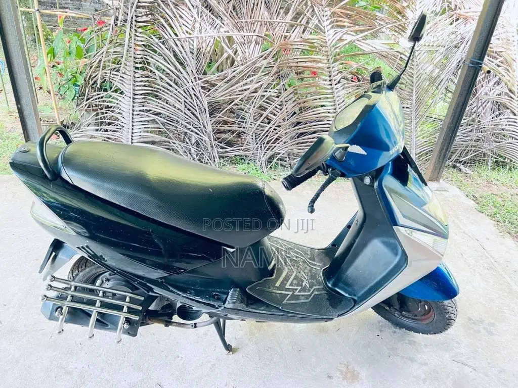 Honda Dio 2011 Motorbike (Used)