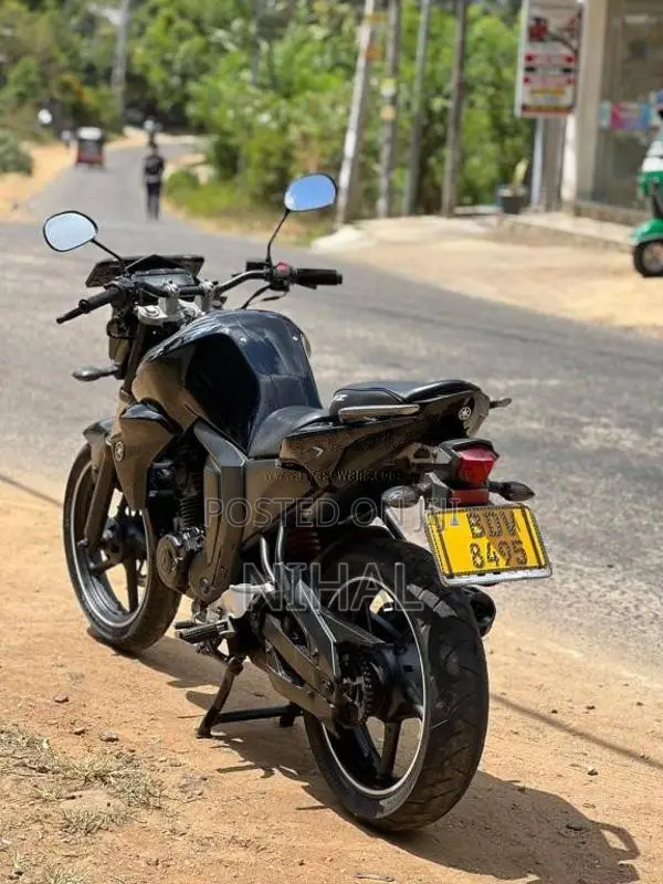 Yamaha Fz Version 2.0 2016 Motorbike (Used)