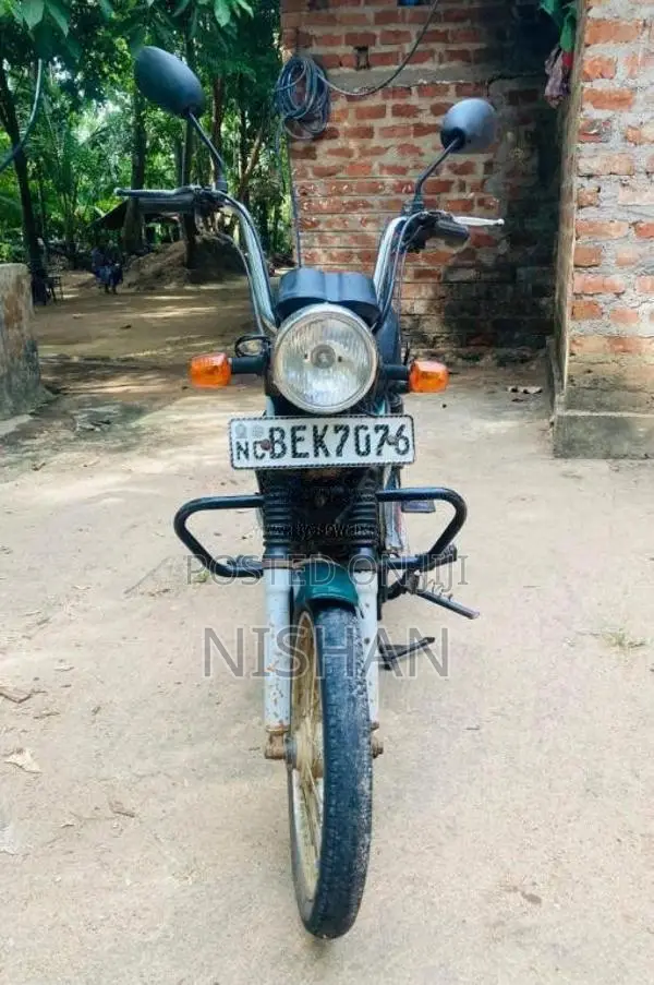 TVS XL100 2017 Motorbike (Used)