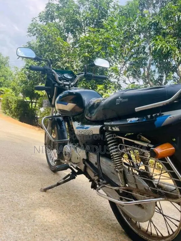 Bajaj CT-100 2005 Motorbike (Used)