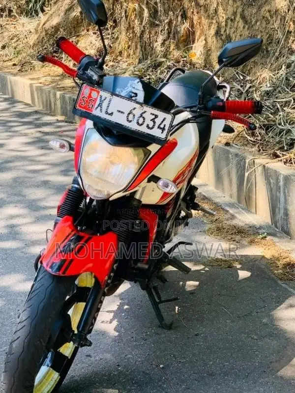 Yamaha FZ-S Version 1.0 2012 Motorbike (Used)