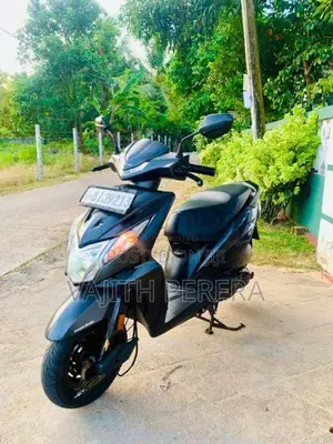 Honda Doi DX 2020 Motorbike (Used)