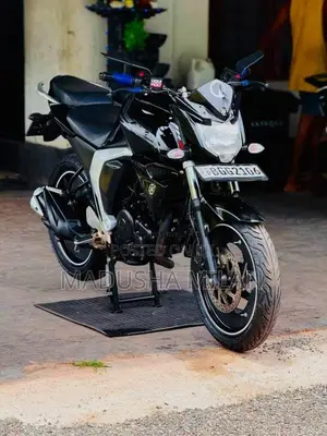Yamaha Fz Version 2.0 2018 Motorbike (Used)