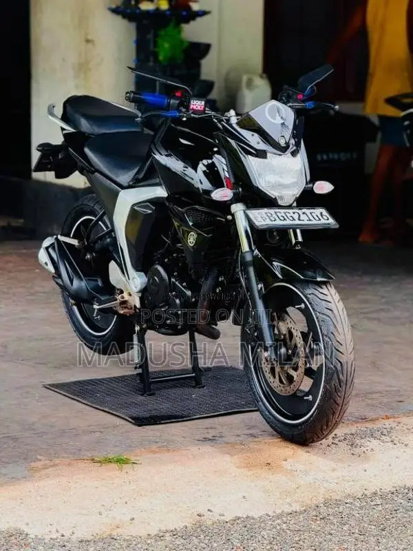 Yamaha Fz Version 2.0 2018 Motorbike (Used)