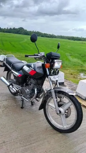 Honda CB 125T 2011 Motorbike (Used)