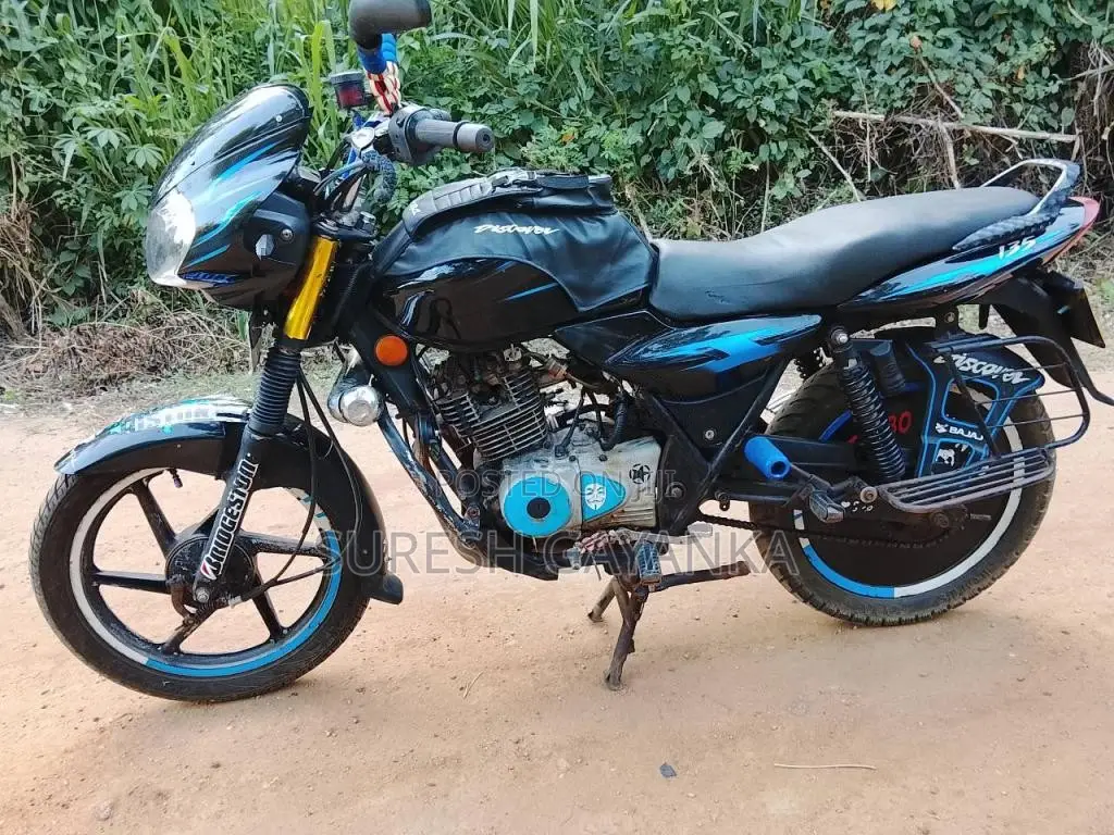 Bajaj Discover 2006 Motorbike (Used)