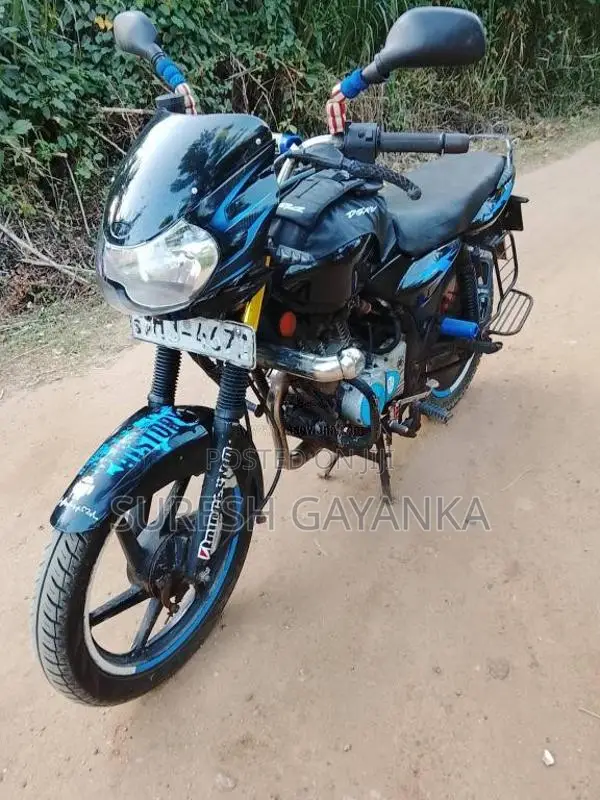 Bajaj Discover 2006 Motorbike (Used)