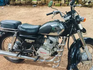 Honda Cd 125 Benly 2015 Motorbike (Used)