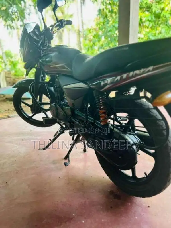 Bajaj Platina 2011 Motorbike (Used)