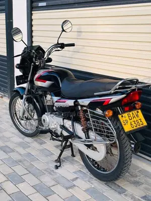 Bajaj CT-100 2013 Motorbike (Used)