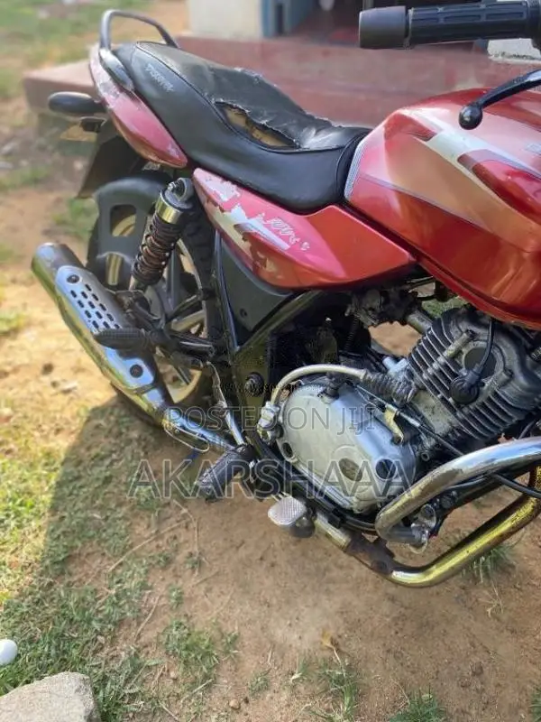 Bajaj Discover 2005 Motorbike (Used)