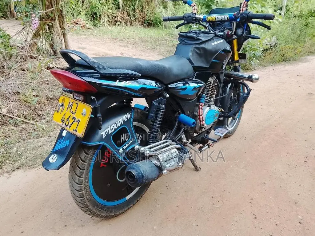 Bajaj Discover 2006 Motorbike (Used)