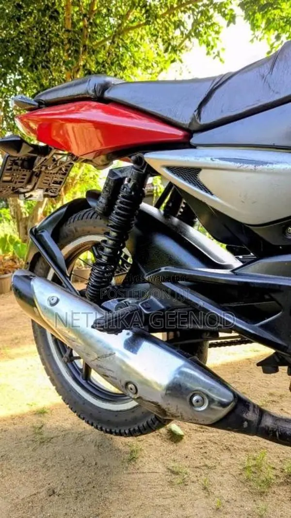 Bajaj Pulsar 2011 Motorbike (Used)