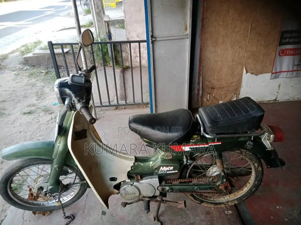 Yamaha V50 1990 Motorbike (Used)