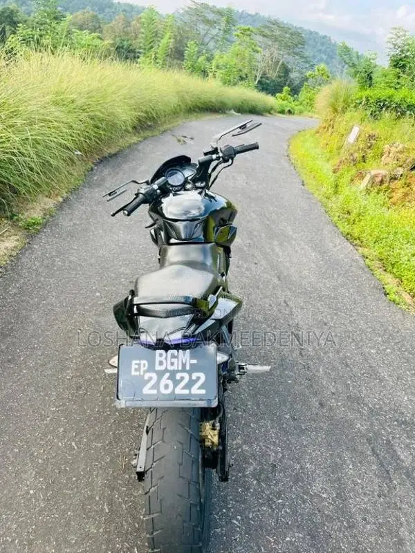 Bajaj Pulsar NS200 2018 Motorbike (Used)