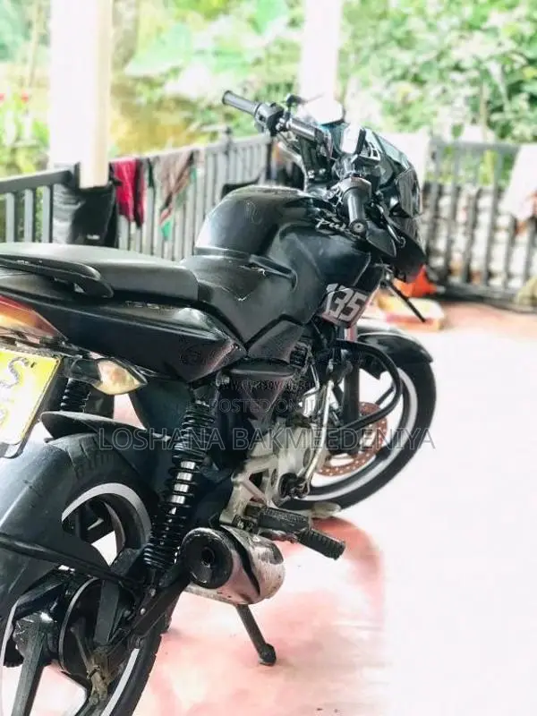Bajaj Pulsar 2013 Motorbike (Used)