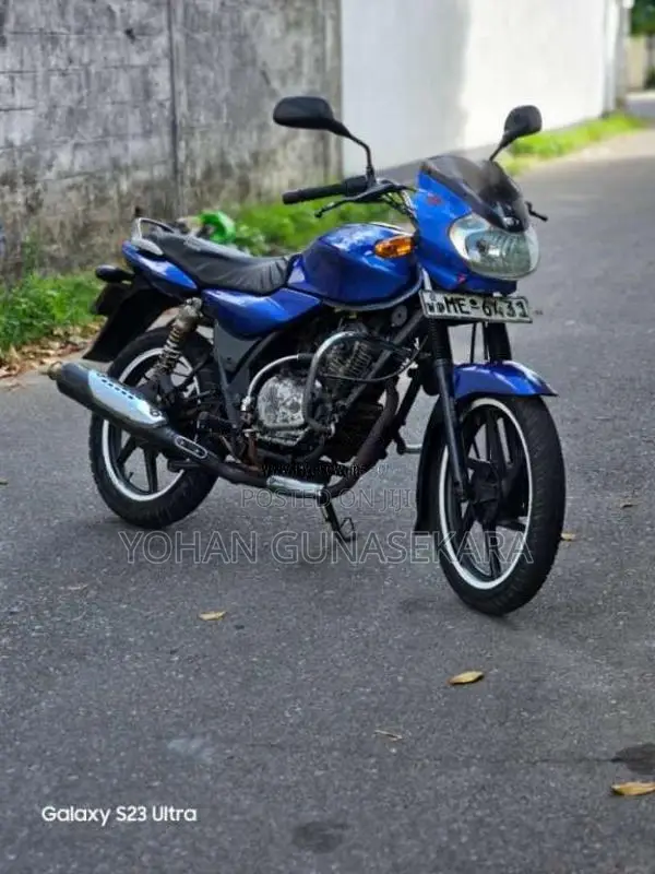 Bajaj Discover 2005 Motorbike (Used)