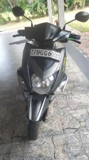 Yamaha ZR 2018 Motorbike (Used)