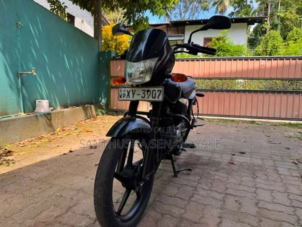 Bajaj Platina 2012 Motorbike (Used)