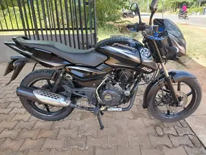 Bajaj Pulsar 150 2018 Motorbike (Used)