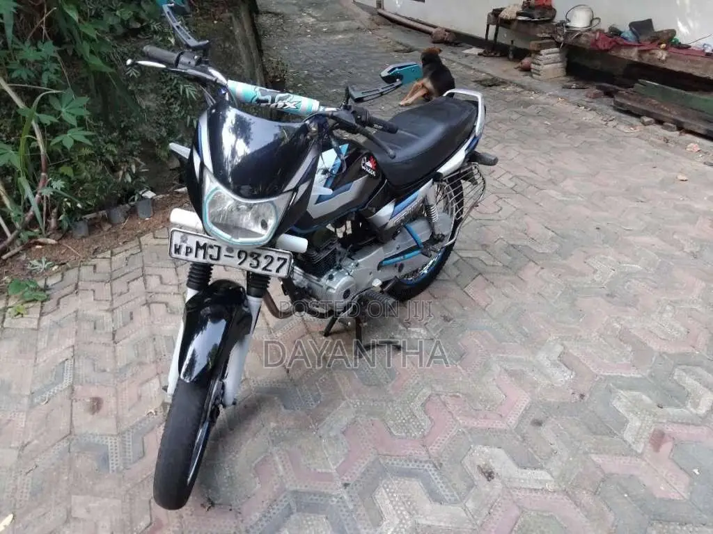 Bajaj CT-100 2006 Motorbike (Used)