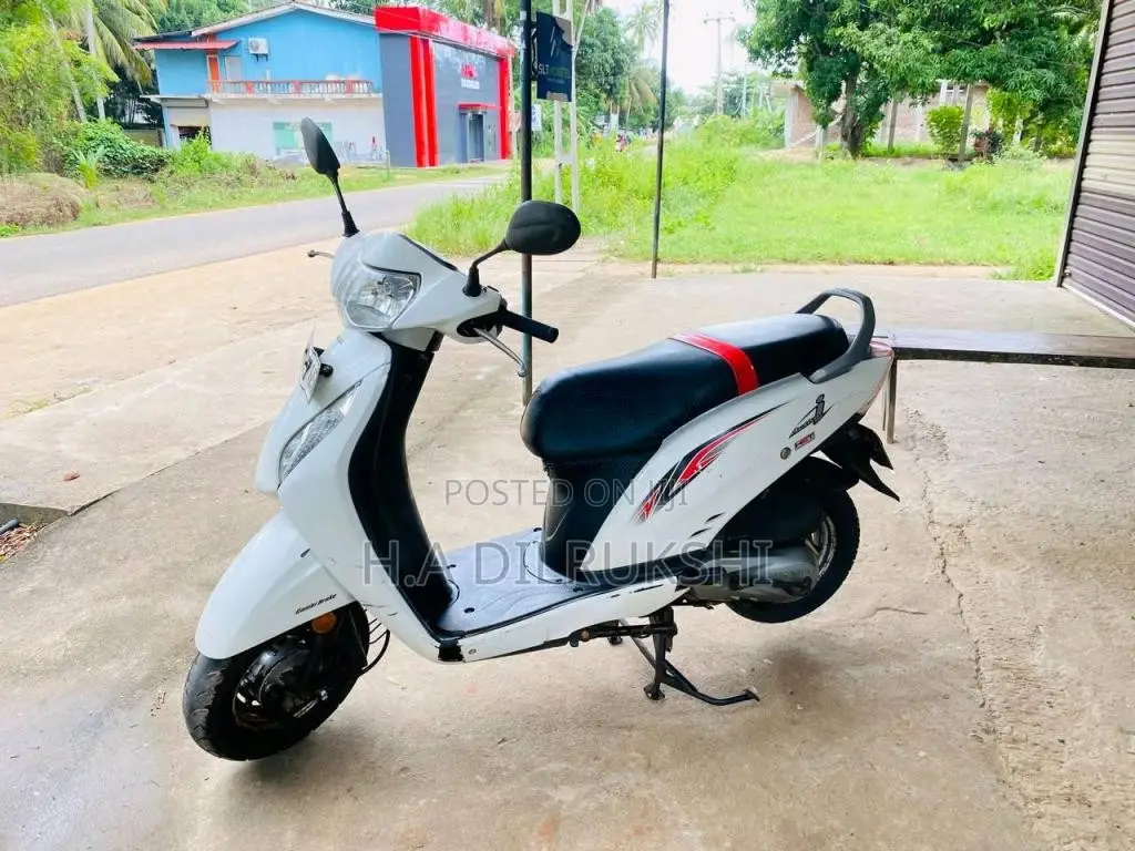 Honda Activa 2016 Motorbike (Used)
