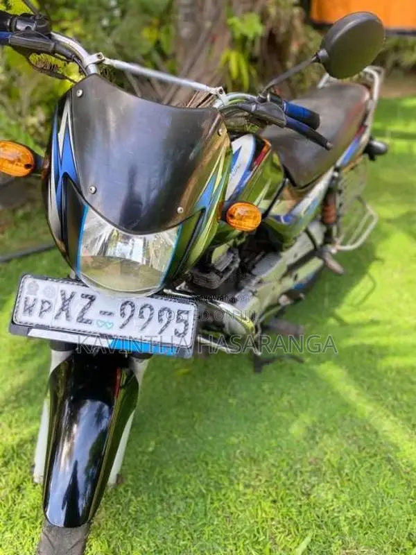 Bajaj CT-100 2013 Motorbike (Used)