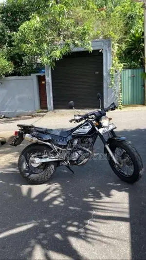 Yamaha Tw 200 2014 Motorbike (Used)