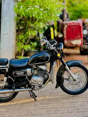 Honda CD 125 Twin 1995 Motorbike (Used)