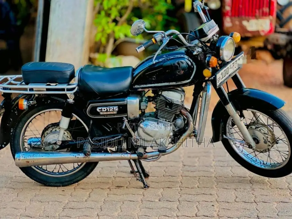 Honda CD 125 Twin 1995 Motorbike (Used)