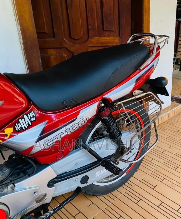 Bajaj CT-100 2008 Motorbike (Used)