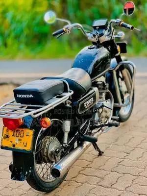 Honda CD 125 Twin 1995 Motorbike (Used)